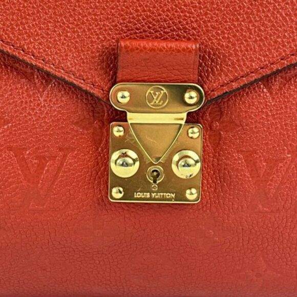 Louis Vuitton Empreinte Leather Metis 2 Way in Red Hobo Shoulder Handbag - Picture 3 of 13